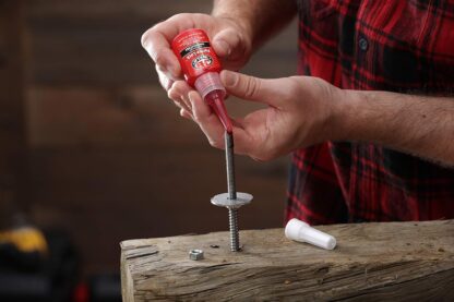 J-B WELD 27113 vysoko pevnostní zajišťovač závitů PermaLock ( 13ml ) - Image 3